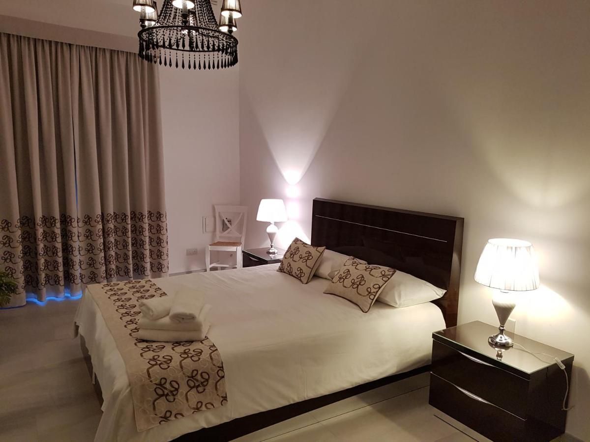 Appartamento Tal-Kampjin Mellieħa Esterno foto